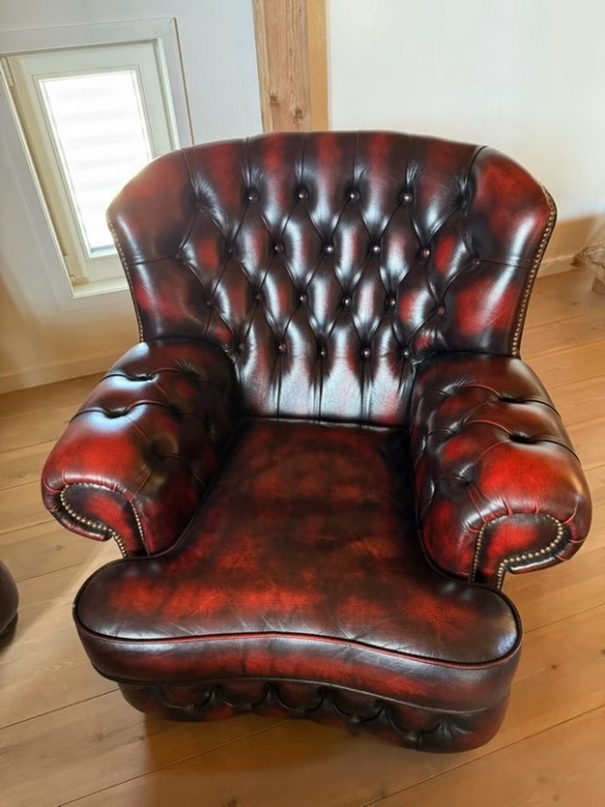 Chesterfield natūralios odos komplektas 3+1+1